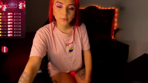 Snapshot of juana_tropic chatting on December 17, 2024, 11:27 pm Juana Fer online show from December 17, 2024, 11:27 pm