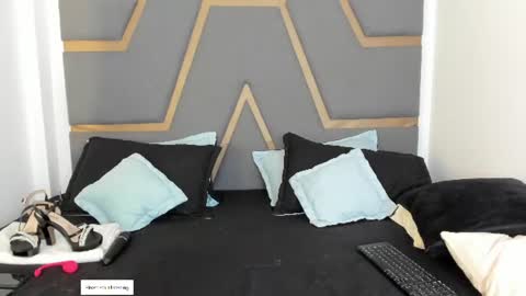Juana Valkiria online show from June 29, 2026, 3:13 am