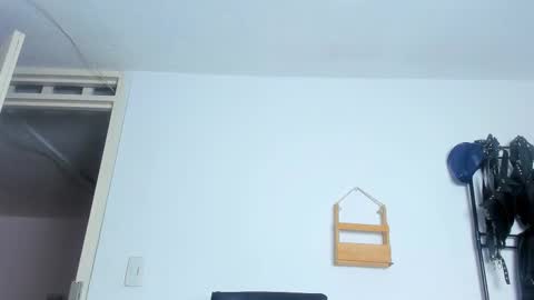 Juan Esteban online show from October 1, 2025, 5:30 pm