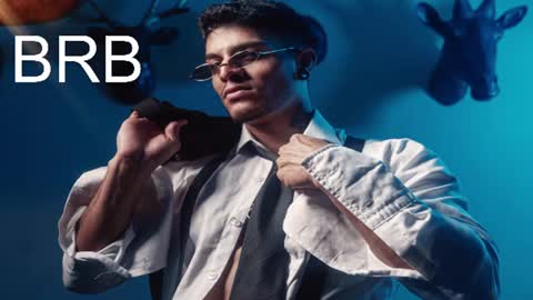 Juan Esteban online show from July 10, 2026, 11:24 am