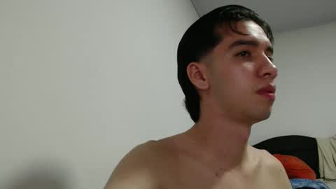 Snapshot of juanboytw chatting on February 26, 2025, 3:10 am juanboytw online show from February 26, 2025, 3:10 am