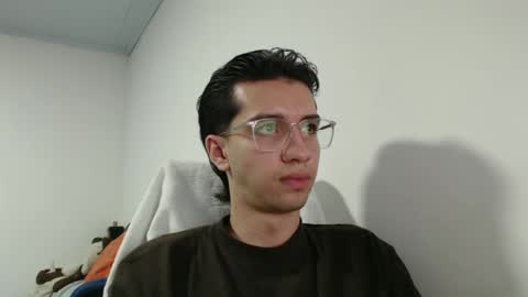 Snapshot of juanboytw chatting on March 5, 2025, 11:05 pm juanboytw online show from March 5, 2025, 11:05 pm