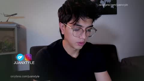 . online show from September 29, 2025, 10:36 pm