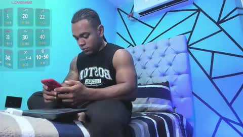 independent model online show from March 29, 2026, 1:11 pm