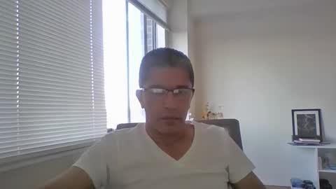 juanearth1 online show from February 13, 2026, 10:06 pm