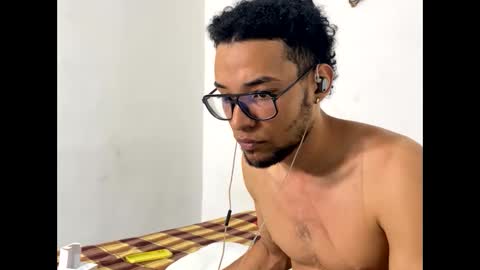 Snapshot of juanexfox chatting on April 15, 2026, 6:26 pm juanexfox online show from April 15, 2026, 6:26 pm