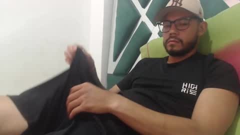 juanfe_style online show from October 18, 2025, 2:29 pm