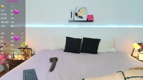 Blue online show from March 24, 2026, 5:51 pm