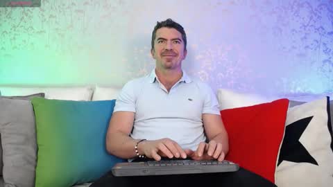 Juan k online show from January 7, 2026, 1:13 pm