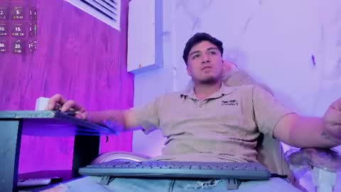 Snapshot of juanmechanic chatting on July 8, 2026, 12:59 am JUAN online show from July 8, 2026, 12:59 am