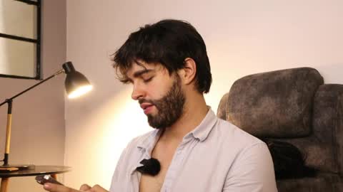 Snapshot of juanmilano chatting on May 22, 2026, 4:45 pm juanmilano online show from May 22, 2026, 4:45 pm
