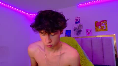 Snapshot of juanmres chatting on June 30, 2026, 5:36 pm juanmres online show from June 30, 2026, 5:36 pm