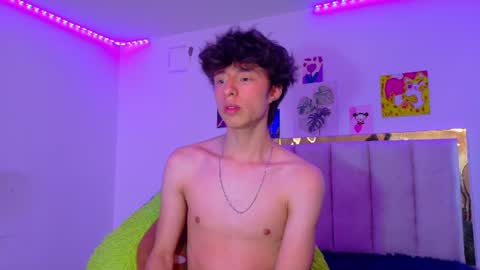 Snapshot of juanmres chatting on July 6, 2026, 6:32 pm juanmres online show from July 6, 2026, 6:32 pm