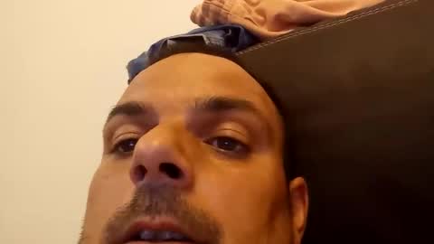 juanyyolanda1308 online show from April 24, 2026, 7:49 pm