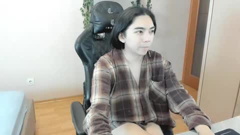 Snapshot of judame_aoi chatting on February 19, 2025, 10:20 pm Aoi online show from February 19, 2025, 10:20 pm