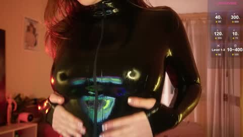 Snapshot of juelzfoxy chatting on December 2, 2024, 12:09 am Juelz online show from December 2, 2024, 12:09 am