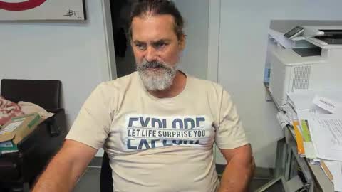 Snapshot of juergenkru chatting on October 1, 2025, 1:28 pm Giovanni50pro online show from October 1, 2025, 1:28 pm