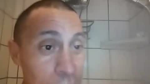 Snapshot of jugg3 chatting on December 26, 2024, 5:37 am Carlos online show from December 26, 2024, 5:37 am