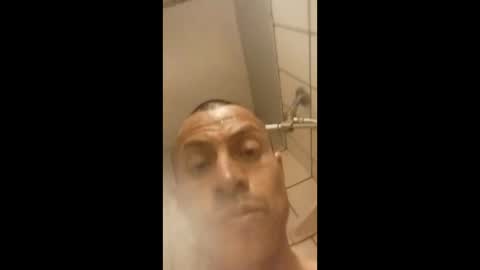 Snapshot of jugg3 chatting on January 26, 2025, 4:09 am Carlos online show from January 26, 2025, 4:09 am