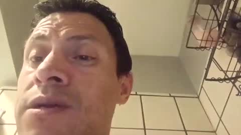 Snapshot of jugg3 chatting on February 9, 2026, 11:03 am Carlos online show from February 9, 2026, 11:03 am