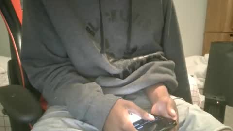 juiceon4 online show from October 21, 2025, 12:33 am