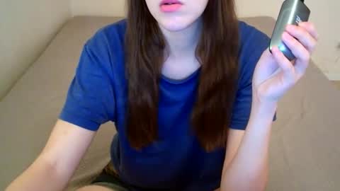 JuiceTalia online show from November 6, 2025, 7:42 am