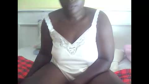 Snapshot of juicy576808 chatting on December 24, 2024, 11:33 pm zainabu online show from December 24, 2024, 11:33 pm