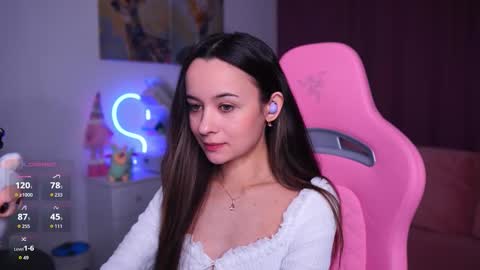 Angelina online show from February 9, 2026, 2:43 pm