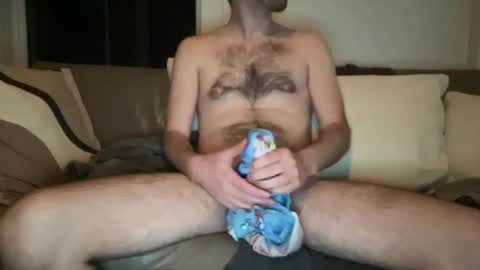 Snapshot of juicy_boy21 chatting on October 13, 2025, 4:12 am juicy boy21 online show from October 13, 2025, 4:12 am