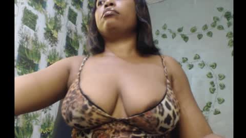 Snapshot of juicy_gold22 chatting on January 18, 2025, 5:20 am Mariagold online show from January 18, 2025, 5:20 am