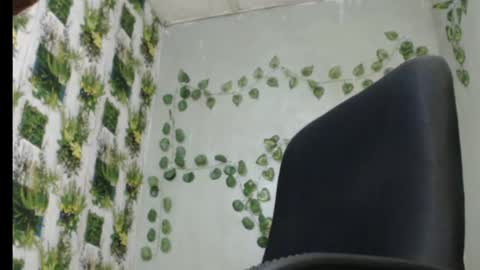 Snapshot of juicy_gold22 chatting on February 6, 2025, 12:05 pm Mariagold online show from February 6, 2025, 12:05 pm