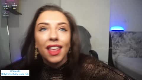 Snapshot of juicy_jane_uk chatting on February 18, 2025, 9:21 am online show from February 18, 2025, 9:21 am