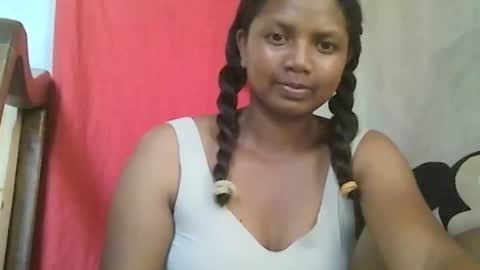 Snapshot of juicy_pretty chatting on December 9, 2024, 9:28 am stellah online show from December 9, 2024, 9:28 am