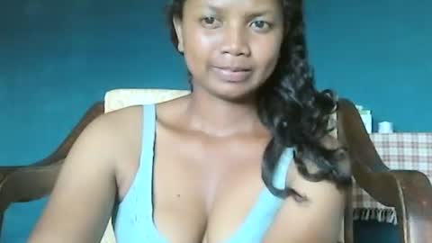 Snapshot of juicy_pretty chatting on January 14, 2025, 9:56 am stellah online show from January 14, 2025, 9:56 am