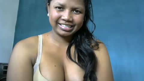 Snapshot of juicy_pretty chatting on September 14, 2025, 11:20 am stellah online show from September 14, 2025, 11:20 am