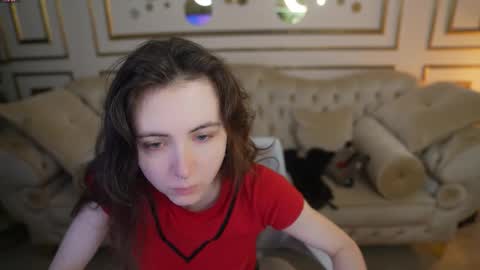 Snapshot of juicy_secrets_054 chatting on February 15, 2026, 11:30 am Elza online show from February 15, 2026, 11:30 am