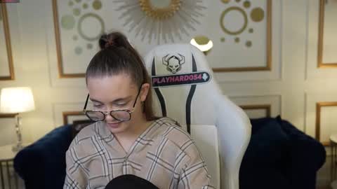 Elza online show from March 21, 2026, 8:19 am