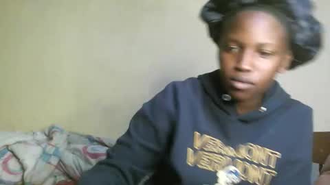 juicyicequeen online show from October 8, 2025, 2:47 pm