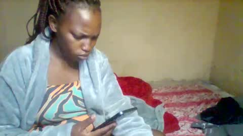 Snapshot of juicyicequeen chatting on March 18, 2026, 2:47 am juicyicequeen online show from March 18, 2026, 2:47 am