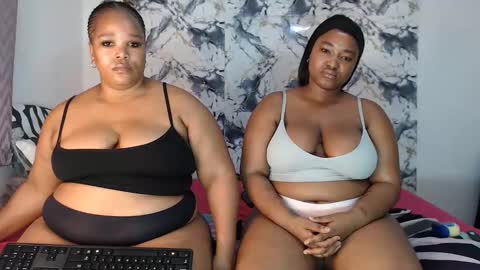 Snapshot of juicyjasminx chatting on May 18, 2026, 11:10 pm juicyjasminx online show from May 18, 2026, 11:10 pm
