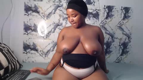 Snapshot of juicyjasminx chatting on May 20, 2026, 7:42 pm juicyjasminx online show from May 20, 2026, 7:42 pm