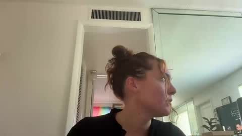 juicy jay online show from July 22, 2026, 6:32 pm