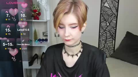 Snapshot of julescrown chatting on December 13, 2024, 4:11 am Jules online show from December 13, 2024, 4:11 am