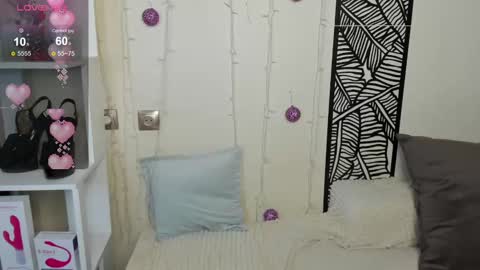 Snapshot of julescrown chatting on January 11, 2025, 4:27 am Jules online show from January 11, 2025, 4:27 am