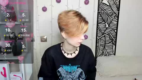 Snapshot of julescrown chatting on January 13, 2025, 4:18 am Jules online show from January 13, 2025, 4:18 am