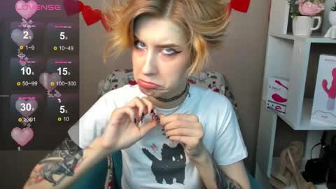 Snapshot of julescrown chatting on February 16, 2025, 1:03 am Jules online show from February 16, 2025, 1:03 am