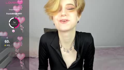 Snapshot of julescrown chatting on February 18, 2025, 4:15 am Jules online show from February 18, 2025, 4:15 am