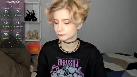 Snapshot of julescrown chatting on September 24, 2025, 1:42 am Jules online show from September 24, 2025, 1:42 am