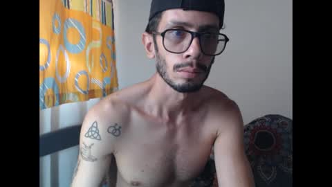 Julfigo online show from June 3, 2026, 4:23 pm