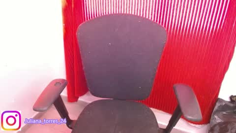 Snapshot of juli_69 chatting on January 29, 2025, 6:07 pm  Juliana Torres  online show from January 29, 2025, 6:07 pm